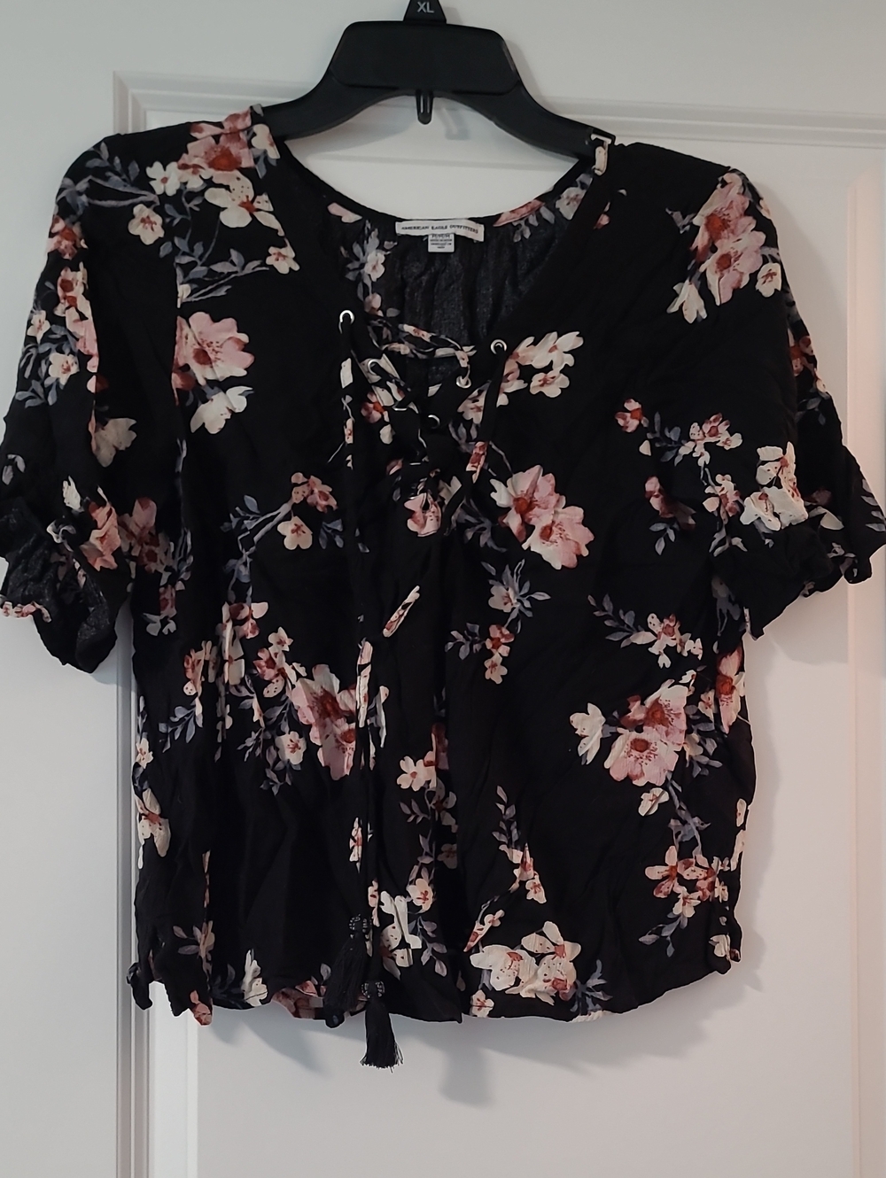 American Eagle Crop Flowy Top